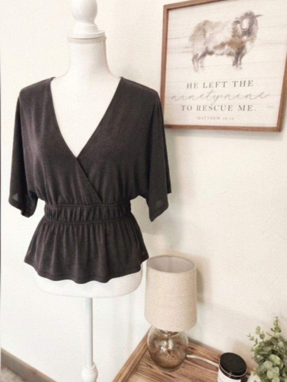 LUCKY BRAND FAUX WRAP SHORT SLEEVE PEPLUM TOP